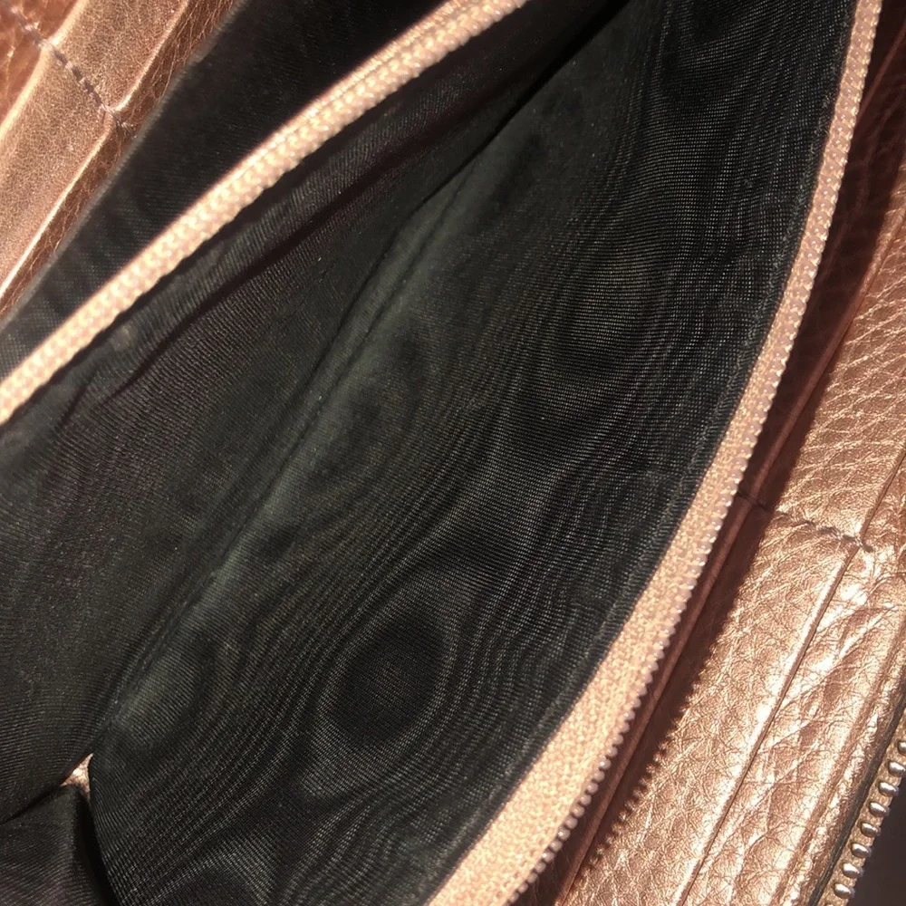 Authentic Gucci Long Wallet - Picture 12 of 14